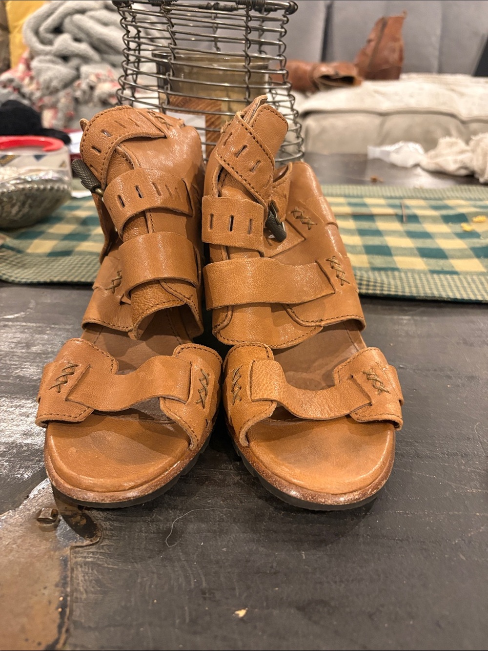 Sorel Women's Tan Leather Strappy Sandals